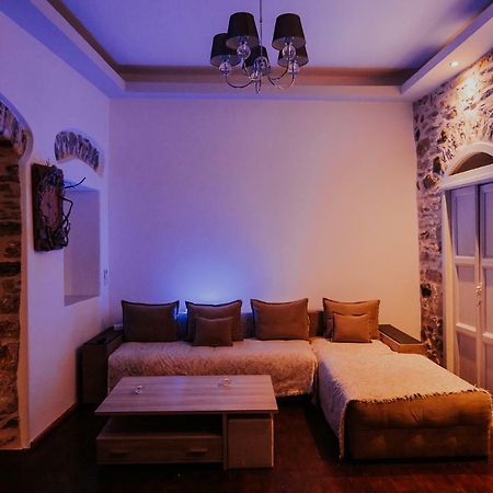 Amorgis Seaside Villa เอเกียลิ ภายนอก รูปภาพ