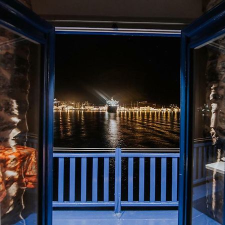 Amorgis Seaside Villa เอเกียลิ ภายนอก รูปภาพ