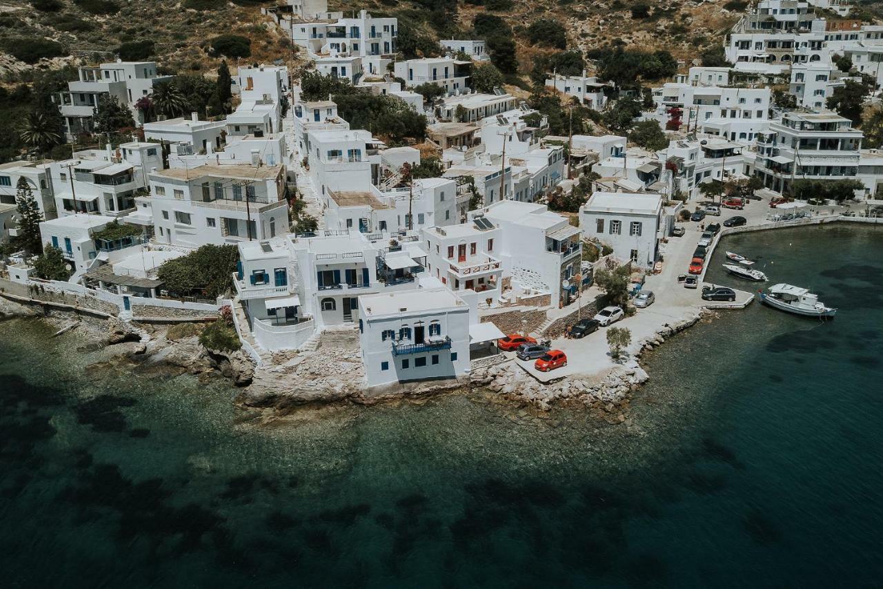 Amorgis Seaside Villa เอเกียลิ ภายนอก รูปภาพ