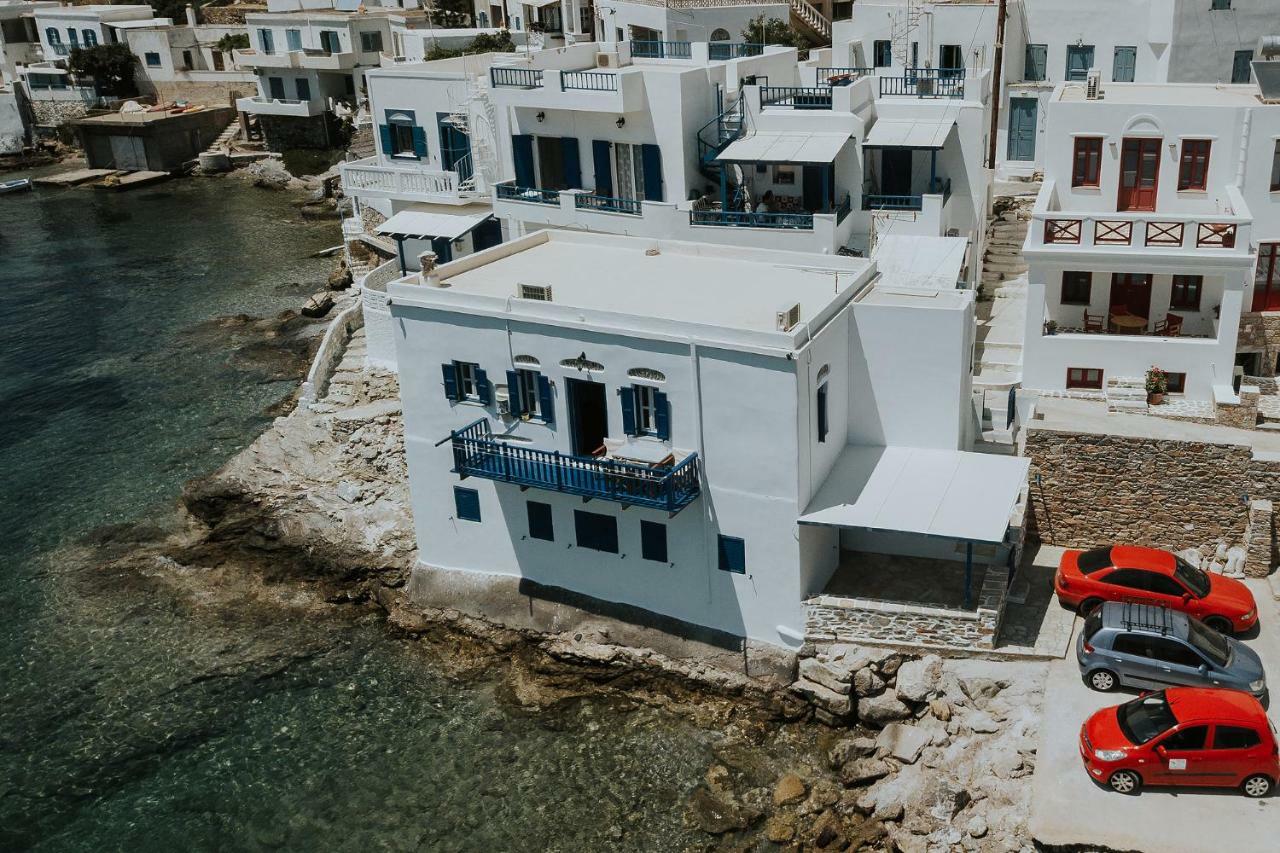 Amorgis Seaside Villa เอเกียลิ ภายนอก รูปภาพ