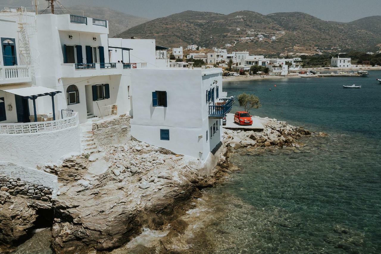 Amorgis Seaside Villa เอเกียลิ ภายนอก รูปภาพ